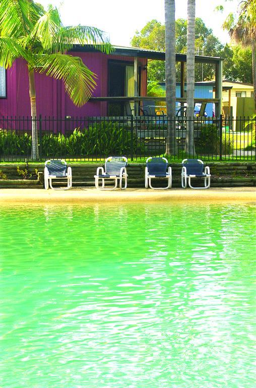 פורסטר Smugglers Cove Holiday Village חדר תמונה