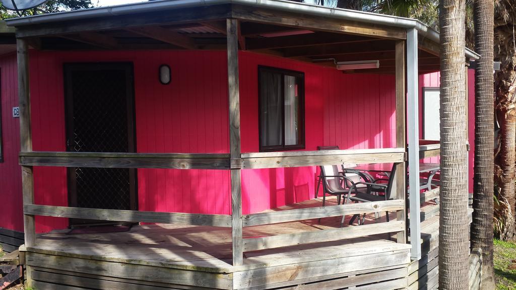 פורסטר Smugglers Cove Holiday Village מראה חיצוני תמונה